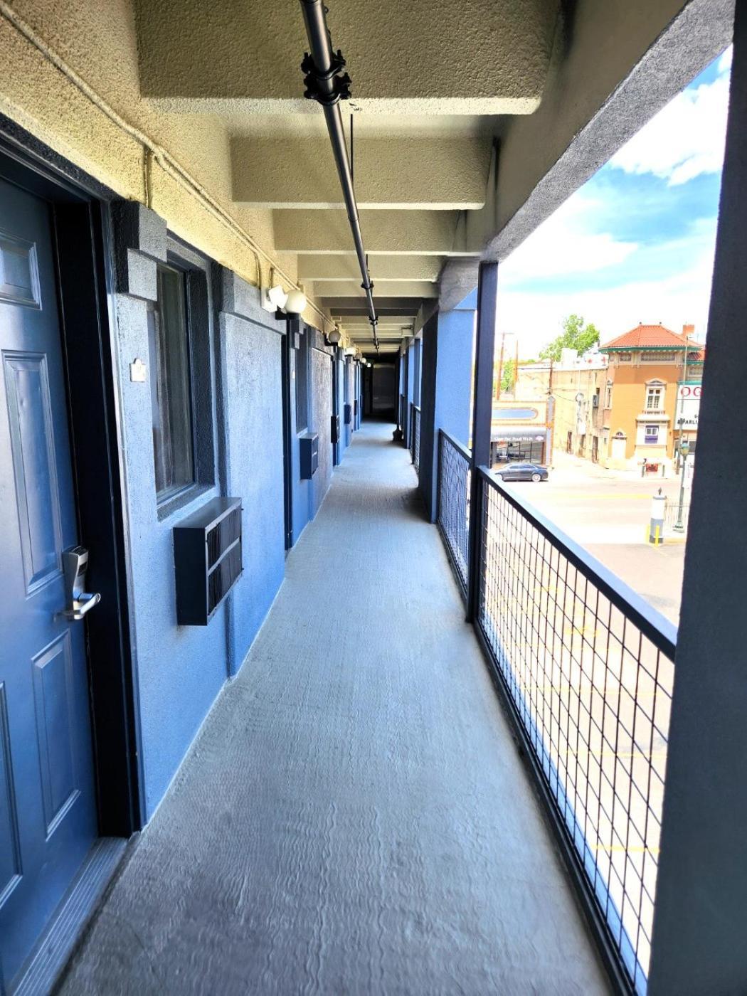 Days Inn By Wyndham Denver Downtown Экстерьер фото