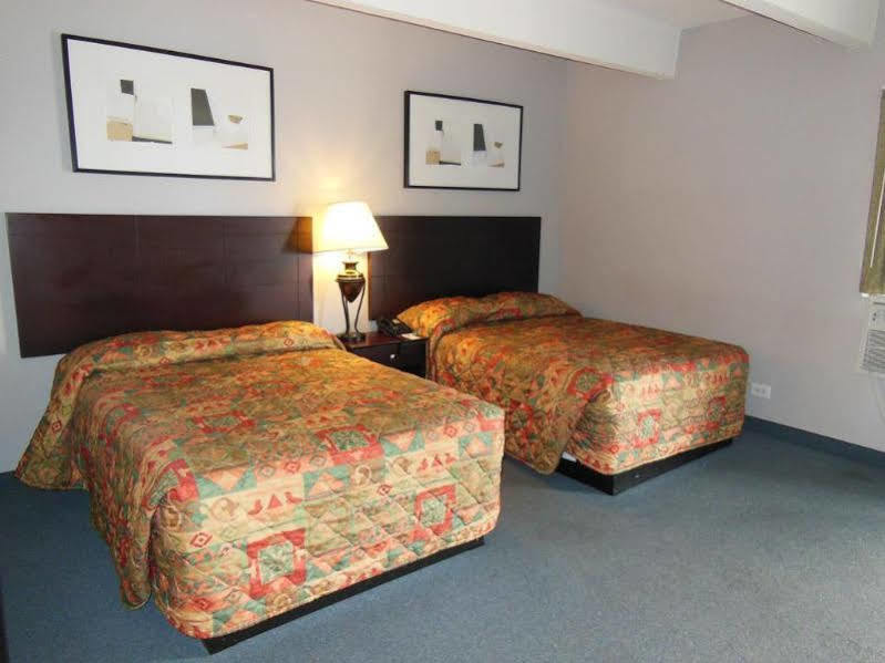 Days Inn By Wyndham Denver Downtown Экстерьер фото